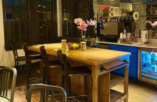 Georgetown Hotel | The Poppy Georgetown Guesthouse and Gardens