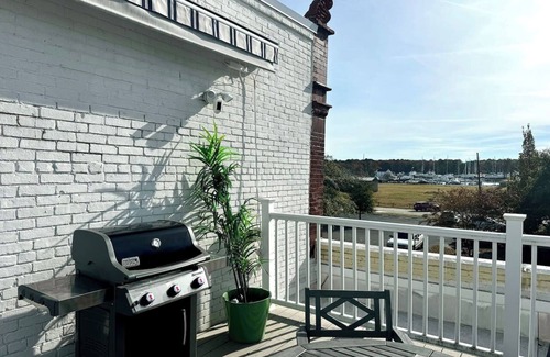 Cape Charles Condo | The Portal - Your Stay Above Mason Avenue’s Best