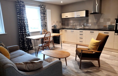 Stretton Sugwas House | The Priory is a small country house; we’re about good times and friendly luxury.
