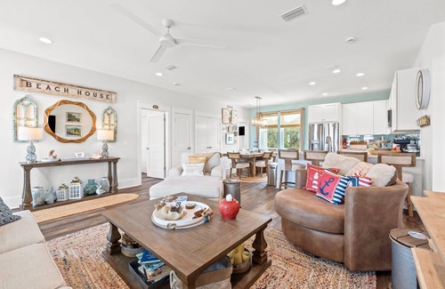 East End House | The Quarterdeck private pool with beach access