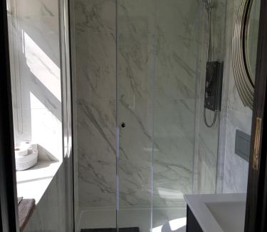 Ilkley Apartment | The Queens Head, Parkside Apartment 5