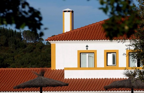 Azambuja Other | The quiet of the Country with all the Comfort!