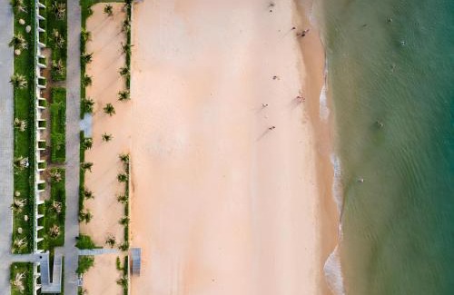 Suoi Nuoc Beach Hotel | The Raclay Mandala Cham Bay Mui Ne - Phan Thiet