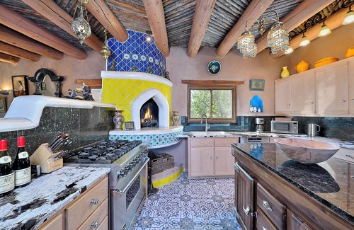 Santa Fe House | The Rass Mandal Residence: A Unique Oasis for Families, Reunions & Getaways