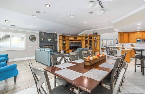 Redlands House | The Redlands Hills Homestead: Experience, LuxurynA day trip to all SoCal's best