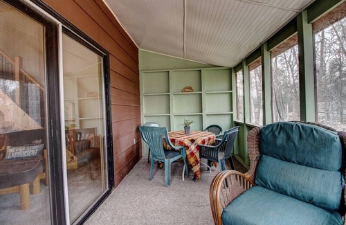 Breezy Point House | The Retreat - Fall colors coming soon! Make your reservation today.