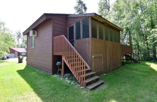 Breezy Point House | The Retreat - Fall colors coming soon! Make your reservation today.