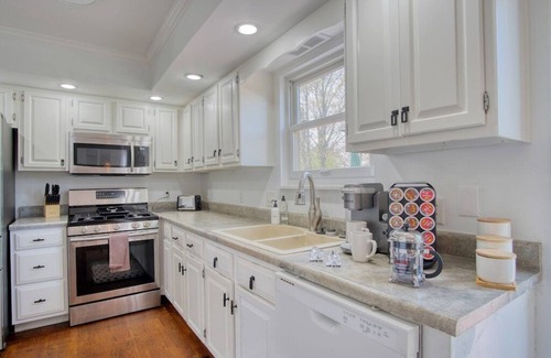 Greenwood Villa | The Retreat - Private Pool-Spa-Firepit-Gameroom