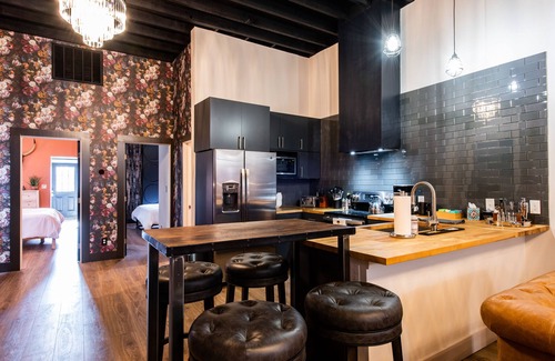 Phoenix Hill House | The Rickhouse in NuLu~2 King Bed/2 Full Bath
