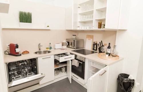 Sankt Leonhard Apartment | The Ring Suites Top 7