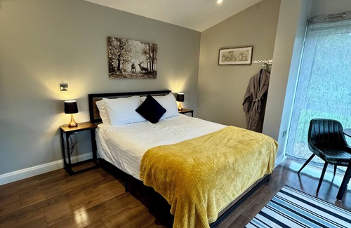 Portglenone Cabin | The River Bann Retreat