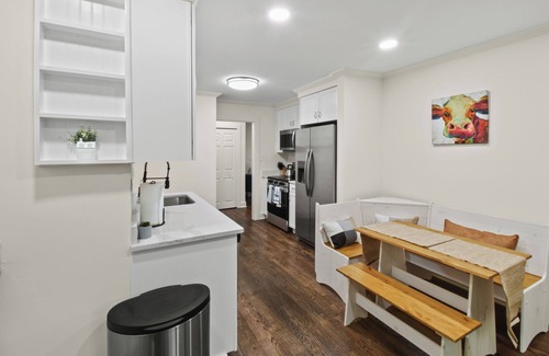 Edinburg Ski Chalet | The River Front Chalet