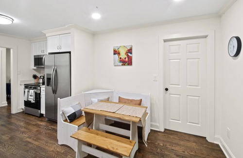 Edinburg Ski Chalet | The River Front Chalet