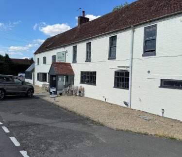 Alcester Hotel | The Roebuck Alcester