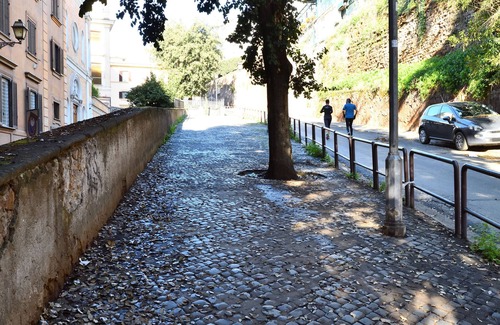 Rione IV Campo Marzio Apartment | The Roman Residence.
