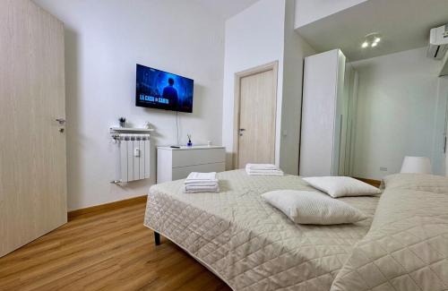 Tuscolano Apartment | The Roman Stop Apartment-METRO A