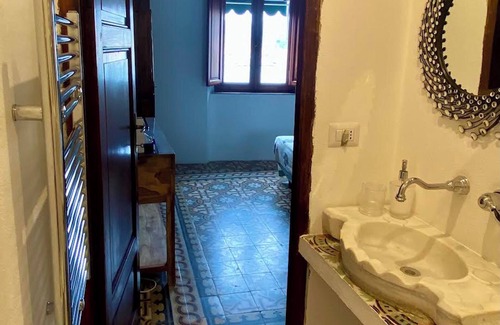 Portoferraio Old Town House | The Rooms by the Sea