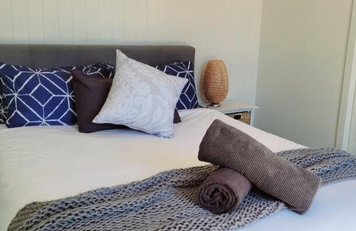 Rosebud House | The Rose Among the Buds