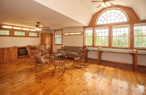 West Dover Villa | The Rosewood House