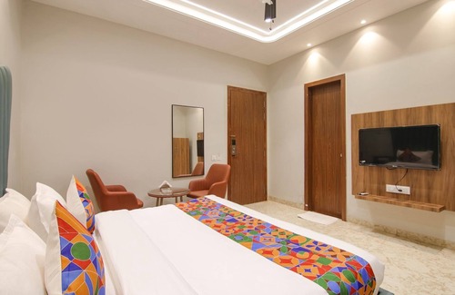 Ludhiana Hotel | The Royal Court