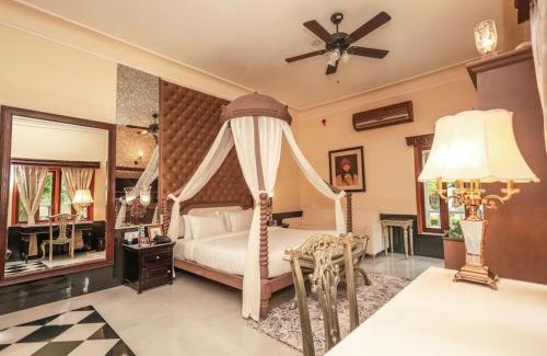 Udaipur Hotel | The Royal Retreat Resort & Spa