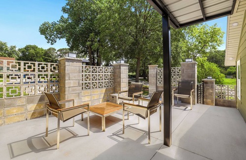 Downtown House | The Saint-Germain