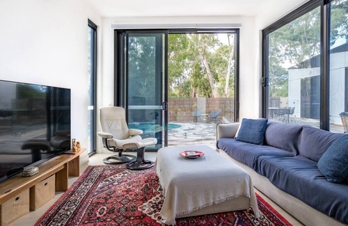 Shoreham House | The Saltbush A Striking Shoreham Family Haven