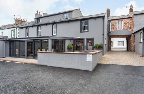 Wing Cottage | The Scotch Arms Mews - UK30910