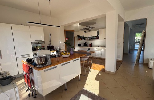 Torbora House | The Sea in the House