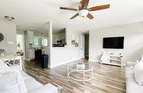 Somers Point House | the seaside retreat / brand new, 5 minutes from the beach