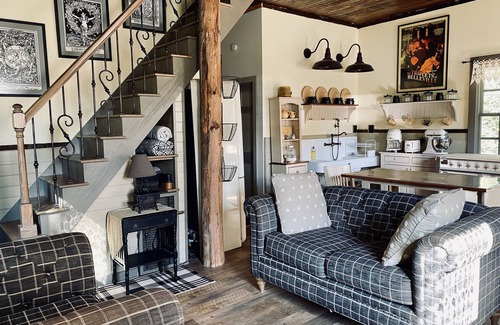 Town of Benson House | The Secret Schoolhouse