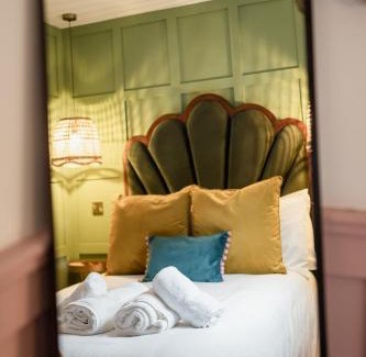 Kingussie Apartment | The Seelies - Luxury Aparthotel - By The House of Danu