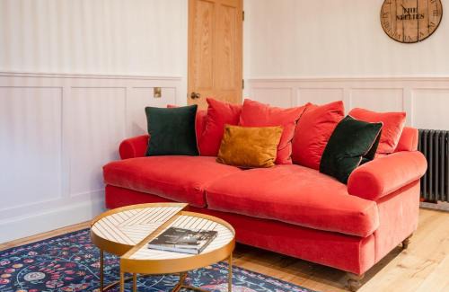 Kingussie Apartment | The Seelies - Luxury Aparthotel - By The House of Danu