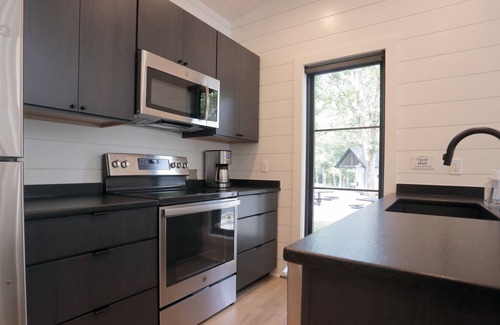 Shell Knob Cottage | The Serendipity with Boat Dock at Rod N Reel Resort