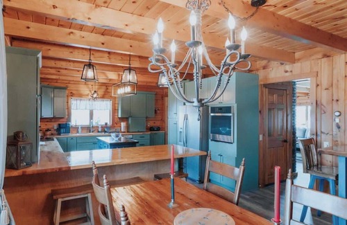 Gouldsboro House | The Shamrock Summary: