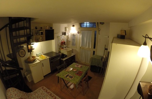 Materdei Apartment | "The shelter". B & B (Naples) Mini-apartment (24 sqm) with 2 double rooms