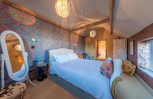 Lower Godney Hotel | The Sheppey