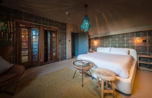 Lower Godney Hotel | The Sheppey
