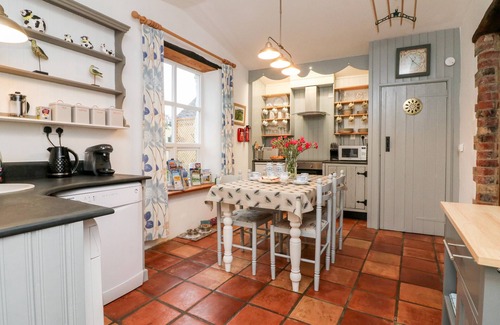 Gooseham Cottage | THE SHIPPEN, pet friendly, character holiday cottage in Kilkhampton