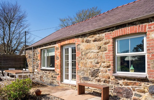Llanengan Cottage | THE SHIPPONS, pet friendly, character holiday cottage in Abersoch