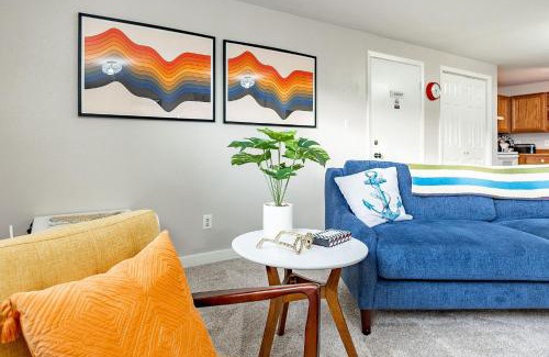 Kodiak Apartment | THE SHORELINE #5- Beach Access, Ocean Views, Private