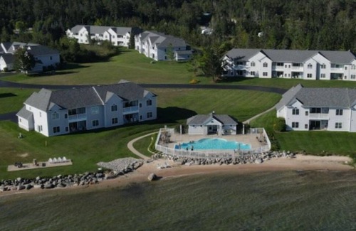 Mackinaw City Condo | The Shores at Mackinaw City Vacation Condo Rental -View of Mackinac Island 49757