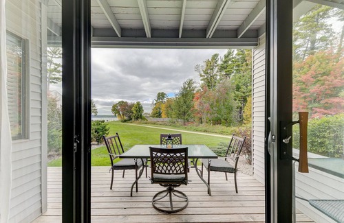 Acme Condo | The Shores Beach Front Condo Unit 5593