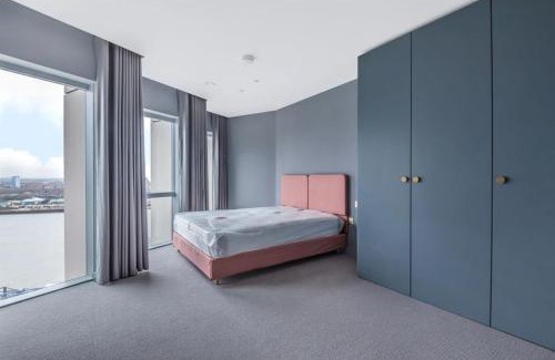 Canary Wharf Apartment | The Shypeny