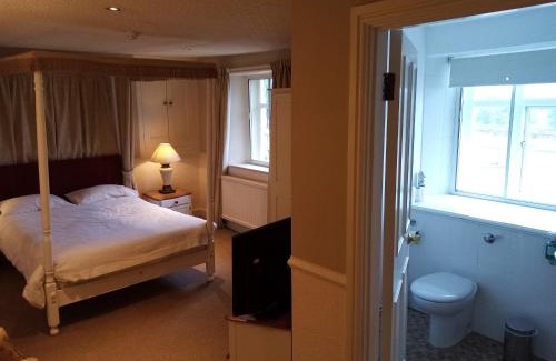 Fotheringhay Hotel | The Sibson Inn Hotel