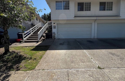 Sunnyslope Condo | The Skyline Suite in South Salem