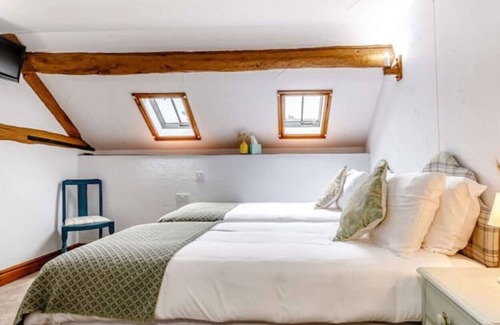 Froghall Cottage | The Smithy Beautiful 2 bedroomed barn conversion