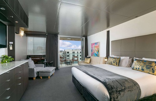 Adelaide Central Business District Hotel | The Soho Hotel