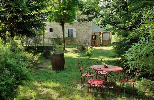 Carla-de-Roquefort House | The Song of the River – Exceptional and Unique Setting!