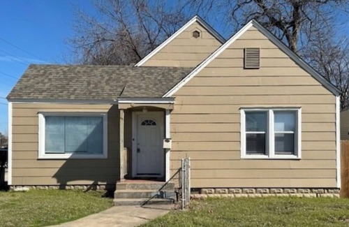 Norman Apartment | The Sooner Suite on Santa Fe~ nOU Campus Corner